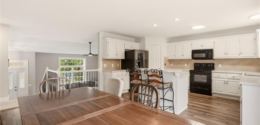 2116 Bradford Place, Excelsior Springs, MO 64024