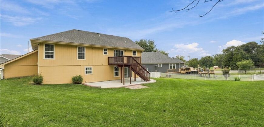 2116 Bradford Place, Excelsior Springs, MO 64024