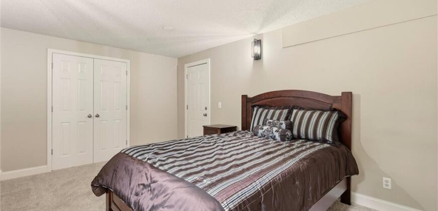 2116 Bradford Place, Excelsior Springs, MO 64024