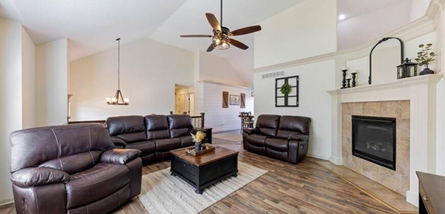 904 NW 110th Terrace, Kansas City, MO 64155