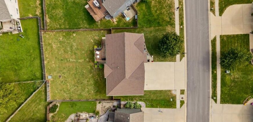 904 NW 110th Terrace, Kansas City, MO 64155