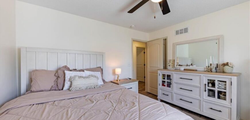 904 NW 110th Terrace, Kansas City, MO 64155