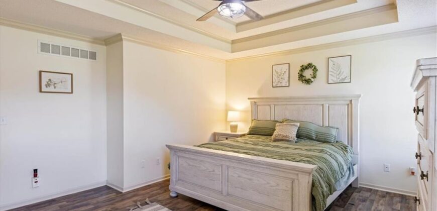 904 NW 110th Terrace, Kansas City, MO 64155