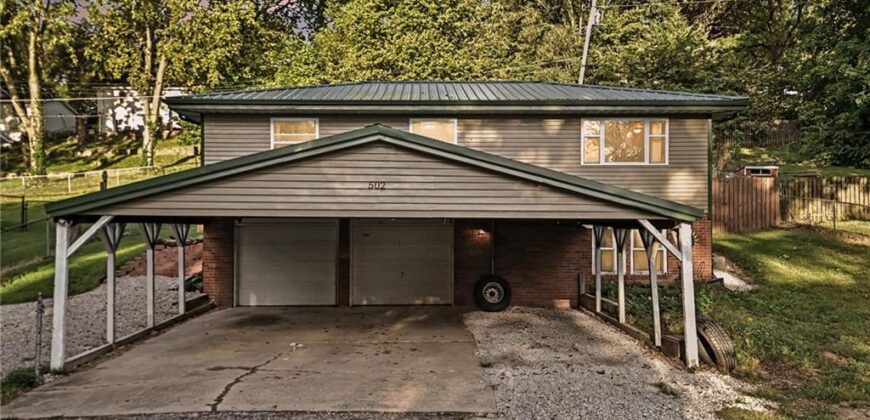 502 Dundee Road, Smithville, MO 64089