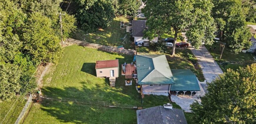 502 Dundee Road, Smithville, MO 64089