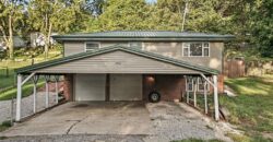 502 Dundee Road, Smithville, MO 64089