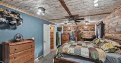 502 Dundee Road, Smithville, MO 64089