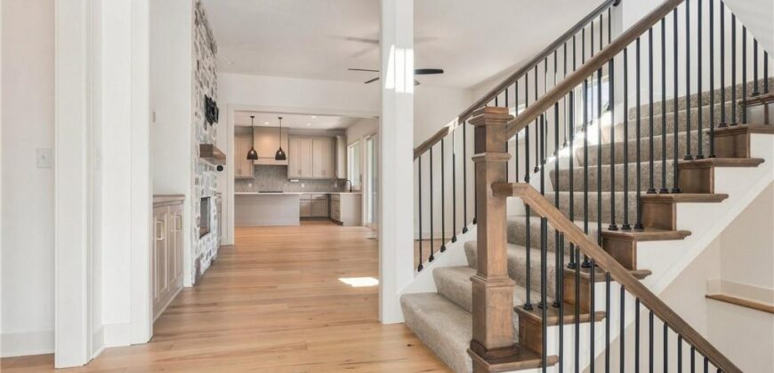 8806 NE 81st Terrace, Kansas City, MO 64158