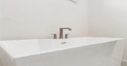 8806 NE 81st Terrace, Kansas City, MO 64158