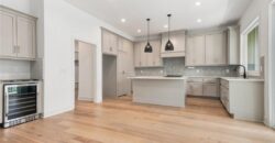 8806 NE 81st Terrace, Kansas City, MO 64158
