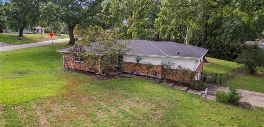 4431 N Grand Avenue, Kansas City, MO 64116