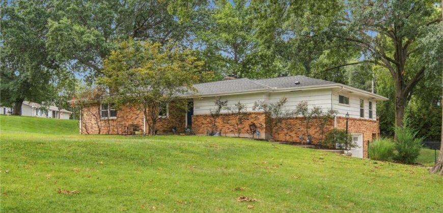 4431 N Grand Avenue, Kansas City, MO 64116