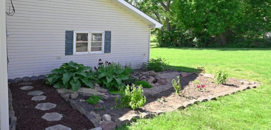 401 N Platte Avenue, Edgerton, MO 64444