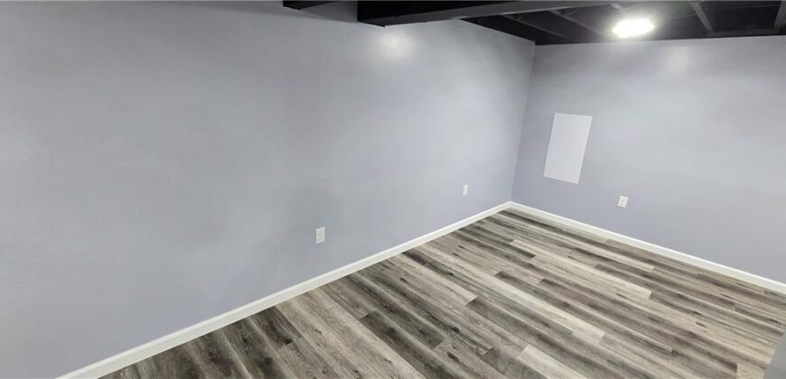 6906 N Pennsylvania Avenue, Kansas City, MO 64118