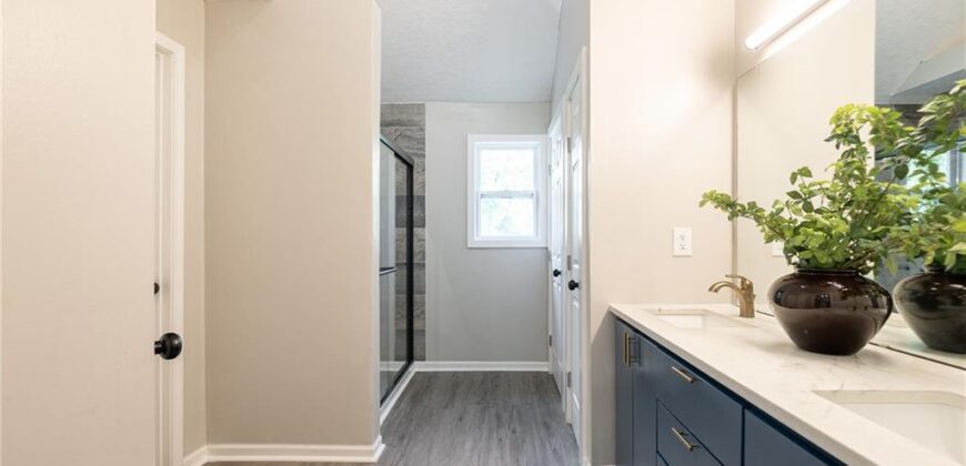 5002 NW 66th Terrace, Kansas City, MO 64151