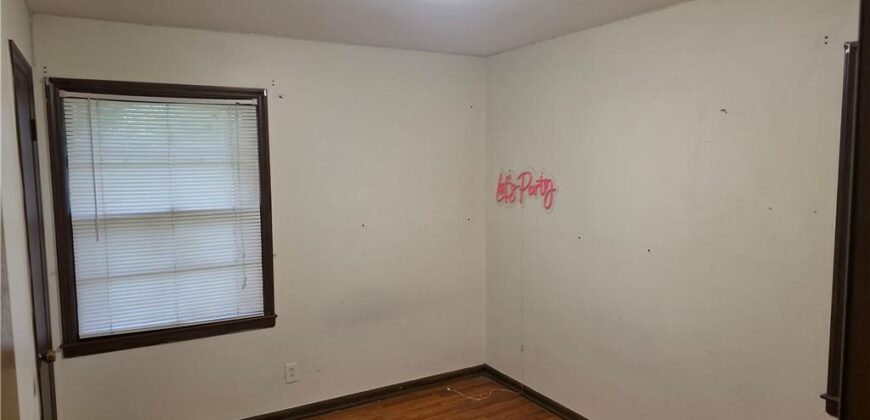 3335 N chippewa Drive, North Kansas City, MO 64116