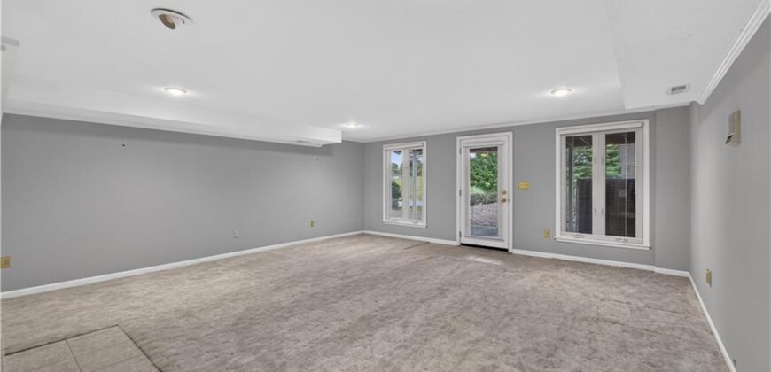 2303 Lynn Road, Excelsior Springs, MO 64024
