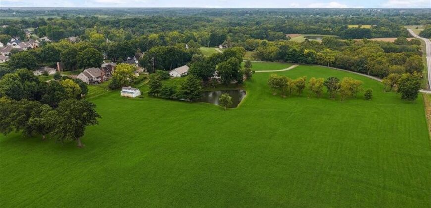 2303 Lynn Road, Excelsior Springs, MO 64024