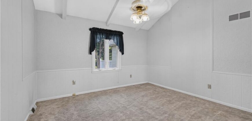 2303 Lynn Road, Excelsior Springs, MO 64024