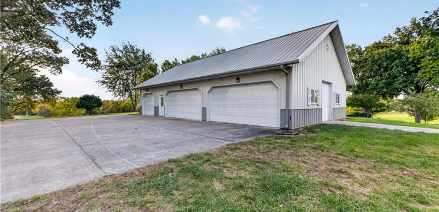 2303 Lynn Road, Excelsior Springs, MO 64024