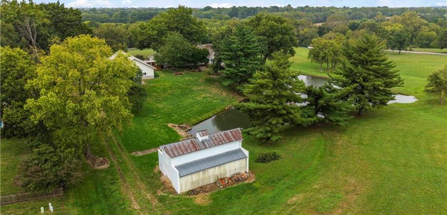 2303 Lynn Road, Excelsior Springs, MO 64024