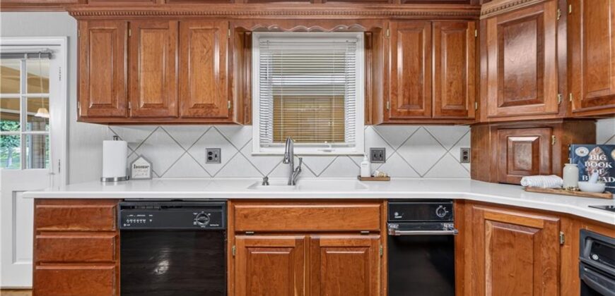 2303 Lynn Road, Excelsior Springs, MO 64024