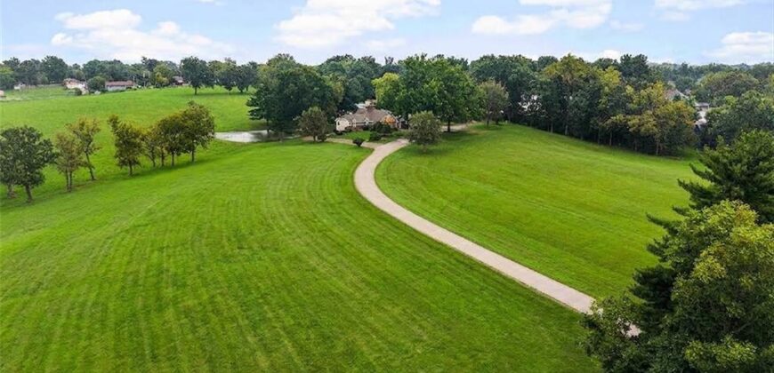2303 Lynn Road, Excelsior Springs, MO 64024