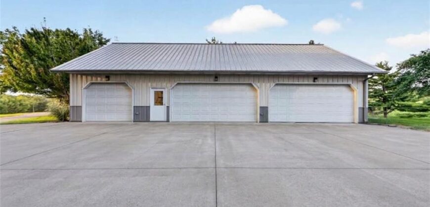 2303 Lynn Road, Excelsior Springs, MO 64024