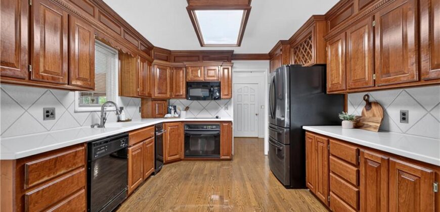 2303 Lynn Road, Excelsior Springs, MO 64024