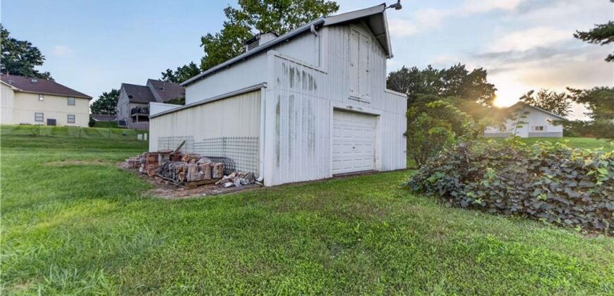 2303 Lynn Road, Excelsior Springs, MO 64024
