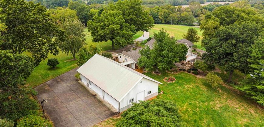 2303 Lynn Road, Excelsior Springs, MO 64024