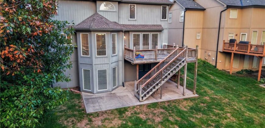 1100 Silverleaf Lane, Liberty, MO 64068