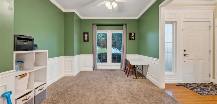1100 Silverleaf Lane, Liberty, MO 64068