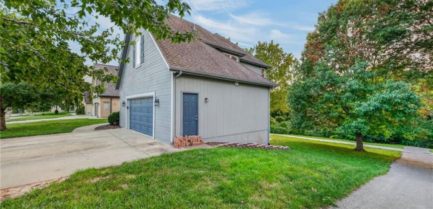 1100 Silverleaf Lane, Liberty, MO 64068