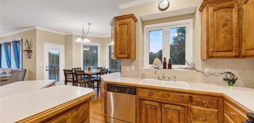 1100 Silverleaf Lane, Liberty, MO 64068