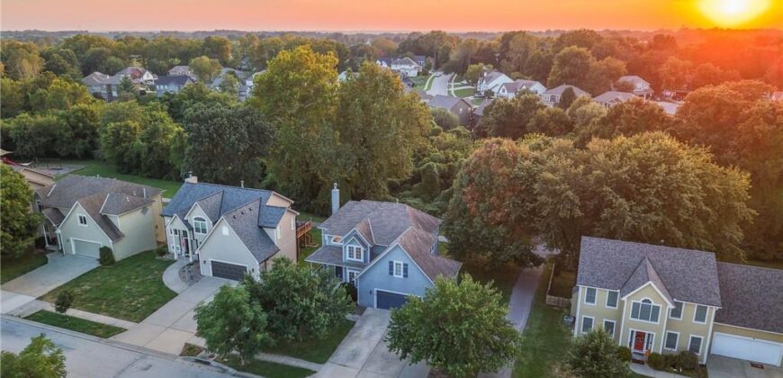 1100 Silverleaf Lane, Liberty, MO 64068