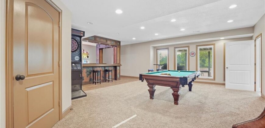 7808 N Chatham Avenue, Kansas City, MO 64151