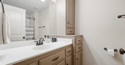 7808 N Chatham Avenue, Kansas City, MO 64151