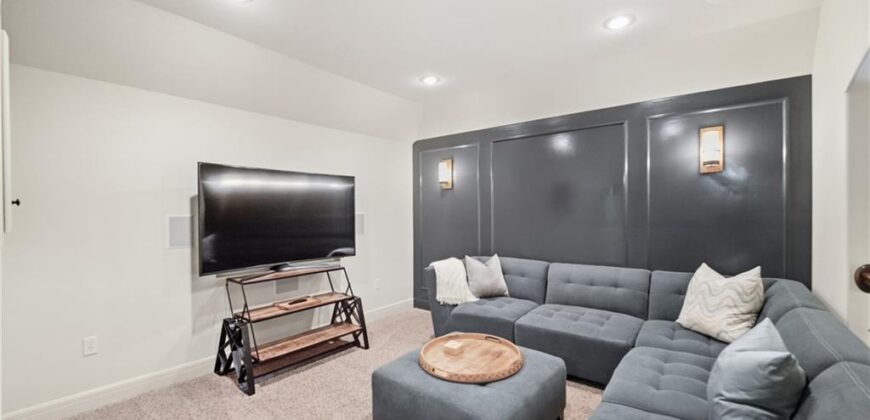 7808 N Chatham Avenue, Kansas City, MO 64151