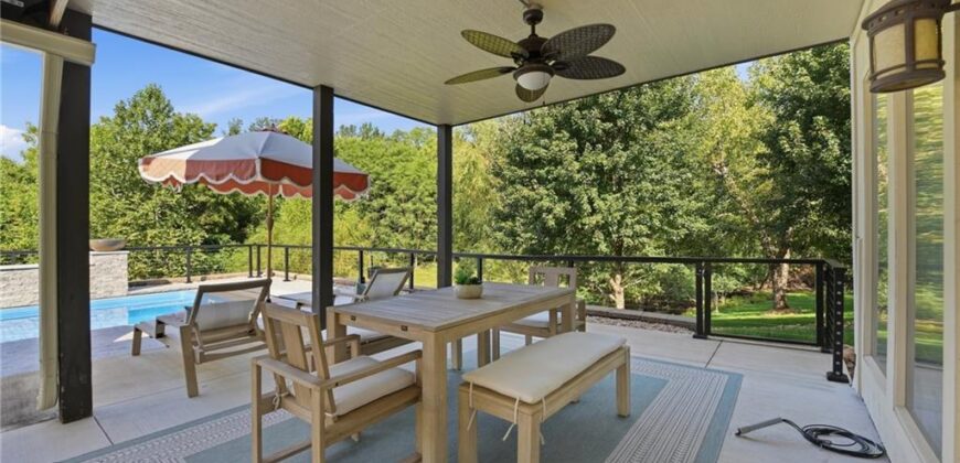 7808 N Chatham Avenue, Kansas City, MO 64151
