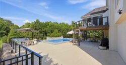 7808 N Chatham Avenue, Kansas City, MO 64151