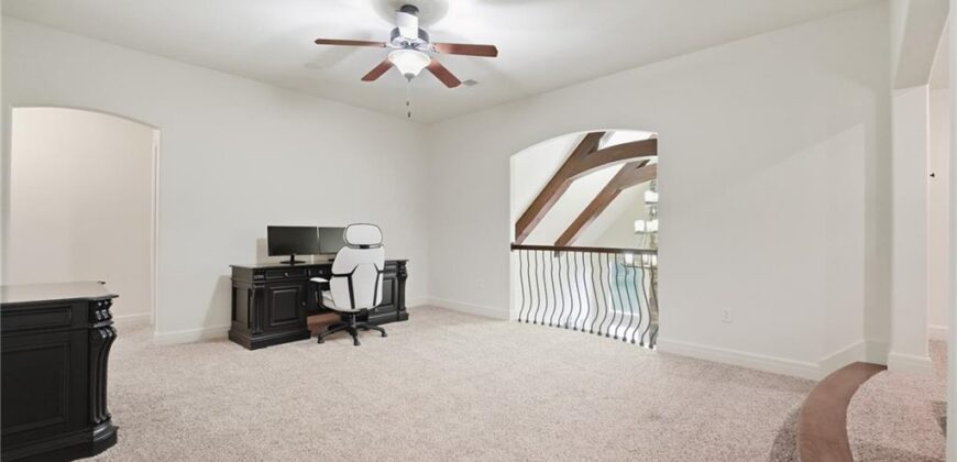 7808 N Chatham Avenue, Kansas City, MO 64151