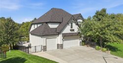 7808 N Chatham Avenue, Kansas City, MO 64151