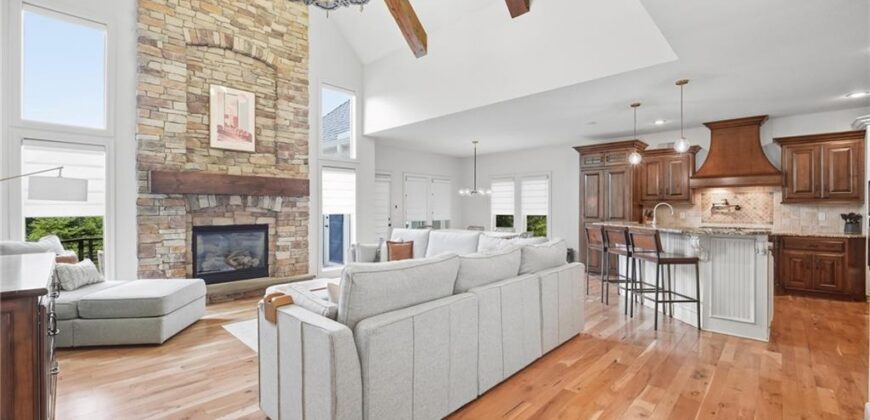 7808 N Chatham Avenue, Kansas City, MO 64151