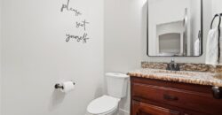7808 N Chatham Avenue, Kansas City, MO 64151