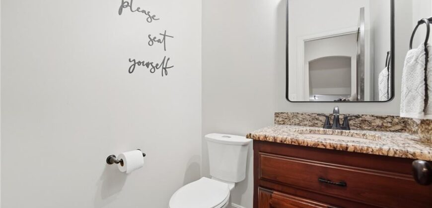 7808 N Chatham Avenue, Kansas City, MO 64151