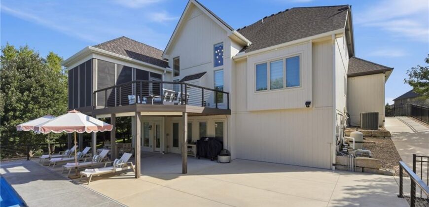 7808 N Chatham Avenue, Kansas City, MO 64151