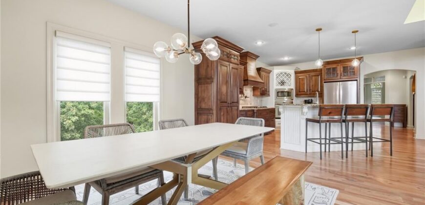 7808 N Chatham Avenue, Kansas City, MO 64151