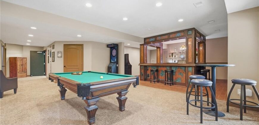 7808 N Chatham Avenue, Kansas City, MO 64151