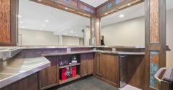 7808 N Chatham Avenue, Kansas City, MO 64151